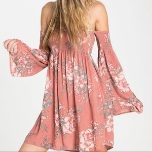 Billabong dress. Pink. Tube top dress. Sz: small.